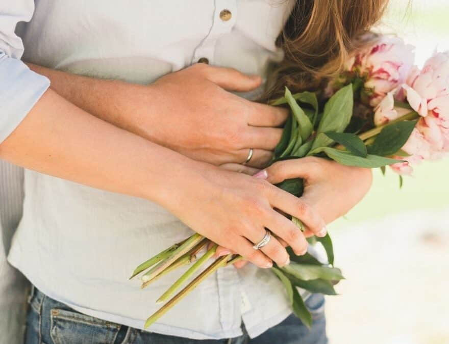 Tips for a perfect engagement photo session